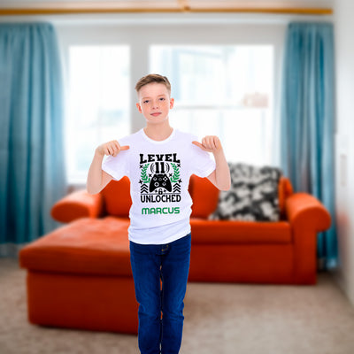 Personalised Birthday T-Shirt for Kids - Level 9 Unlocked: Funny Video Gamer for Boys Gaming Party Gift - Age 6-11 - Hoolaroo