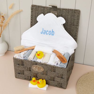 Personalised Baby Bath Box Gift Set Personalised Baby Towel, 12 Wash Cloths, Wooden Hairbrush Set Duck Bath Toys Boy Girl Newborn New Baby Gift Present Grooming Essentials Hamper - Hoolaroo